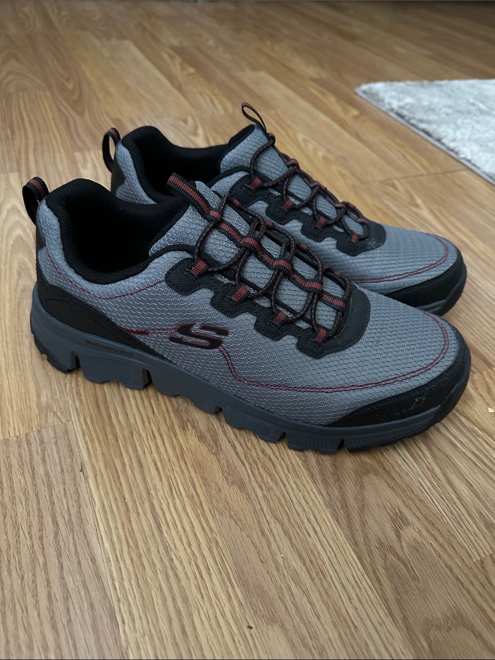 Skechers Men's Gray and Black Sneakers with Maroon Trim